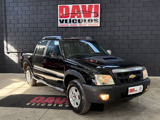 CHEVROLET S10 2.4 ADVANTAGE 4X2 CD 8V FLEX 4P MANUAL CHEVROLET S10 2.4 ADVANTAGE 4X2 CD 8V FLEX 4P MANUAL